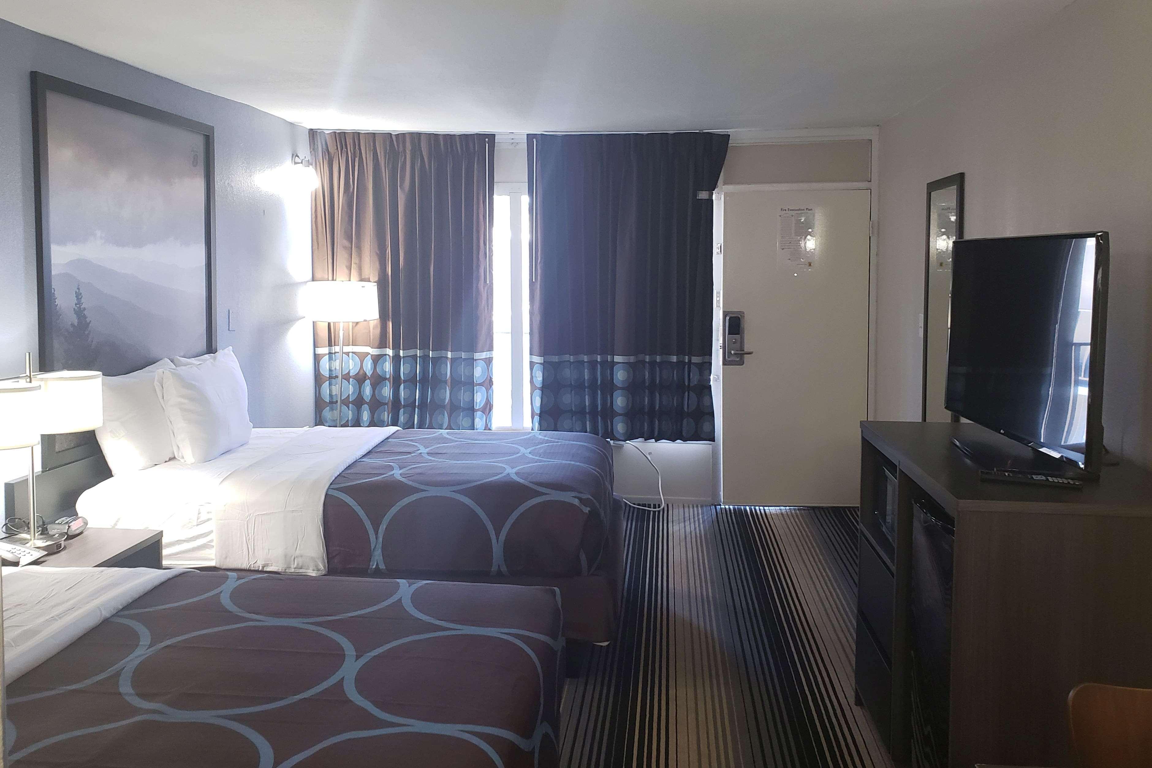 Super 8 By Wyndham Morganton