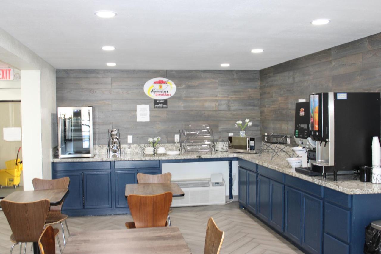 Hotel Super 8 By Wyndham
