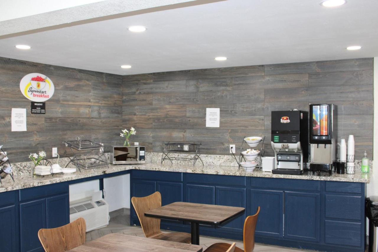 Super 8 By Wyndham 2*